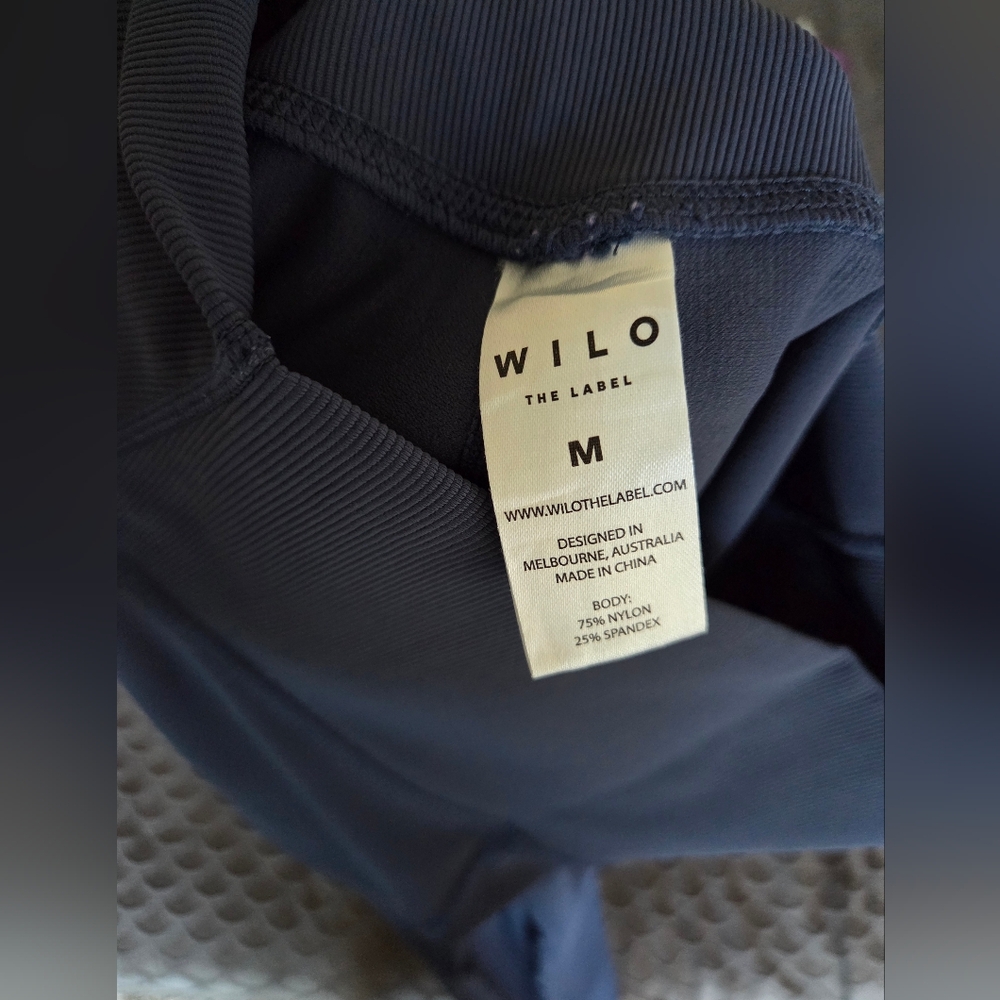 G255. Wilo The Label Base Ribbed 7/8 Legging in Blue-Gray - Size M - Picture 4 of 9